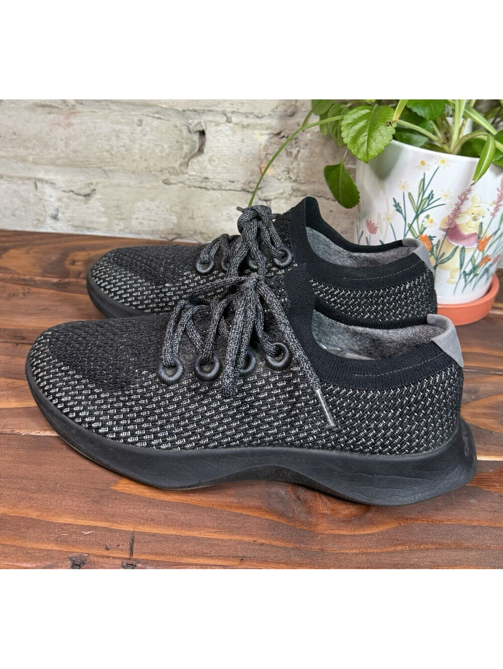 Allbirds Tree Dasher Black/Gray Heathered Low Top Lace-Up Knit Athletic Sneaker